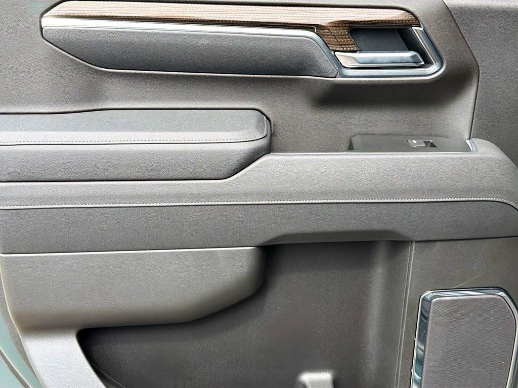 Used 2026 Chevrolet Silverado 1500 LT Trail Boss w/ Safety Package image 40