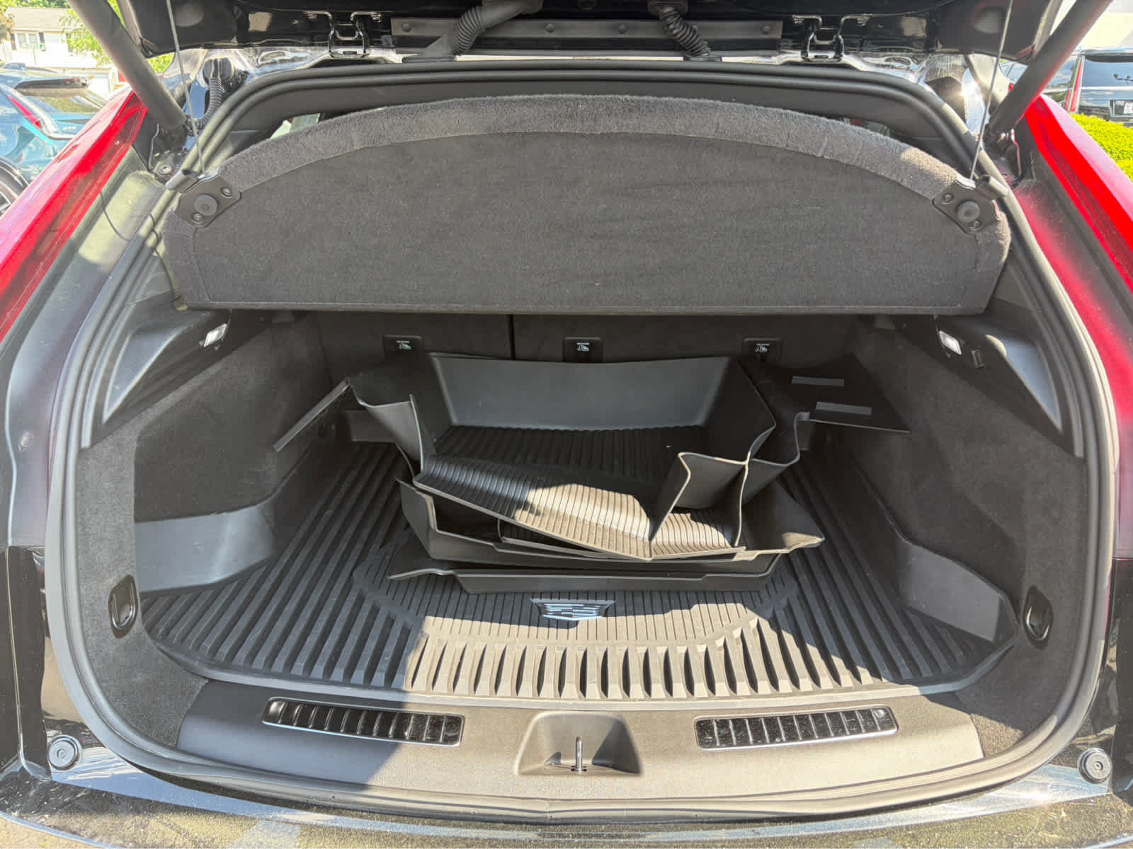 Used 2025 Cadillac XT4 Premium Luxury AWD/4WD image 29