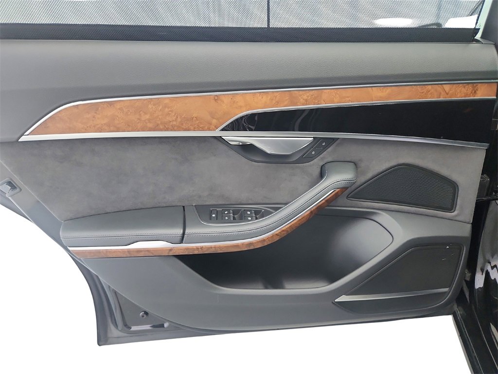 Used 2019 Audi A8 L 3.0T w/ Executive Package image 23