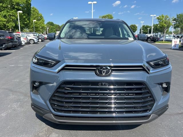 Used 2026 Toyota Grand Highlander FWD image 2