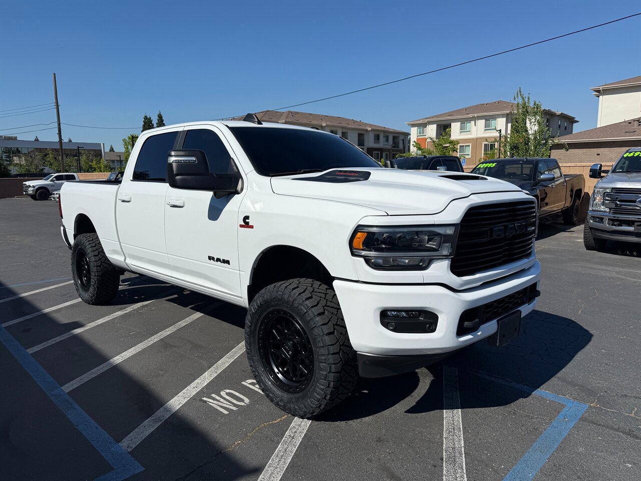 Used 2023 RAM 2500 Laramie AWD/4WD image 3