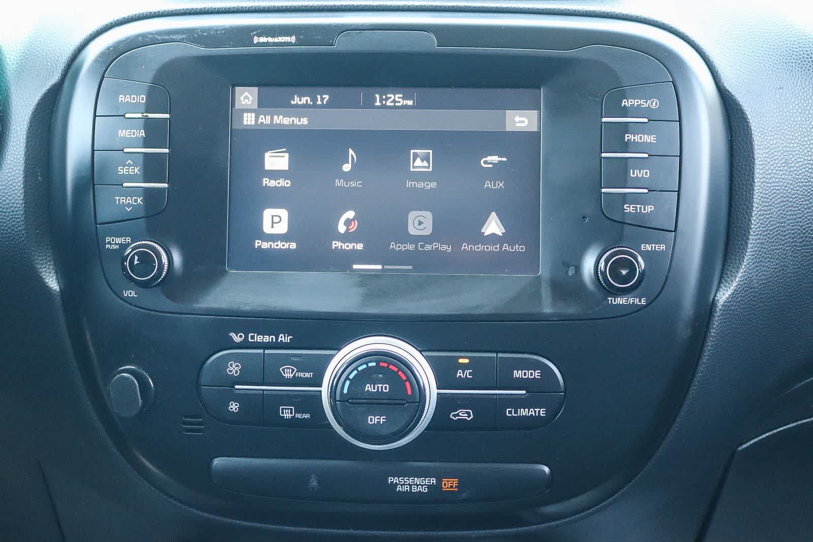 Used 2018 Kia Soul + FWD image 12