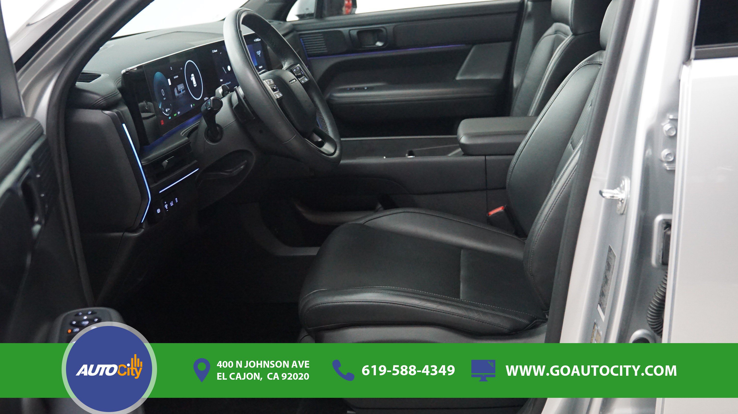 Used 2024 Hyundai Santa Fe Calligraphy AWD/4WD image 9
