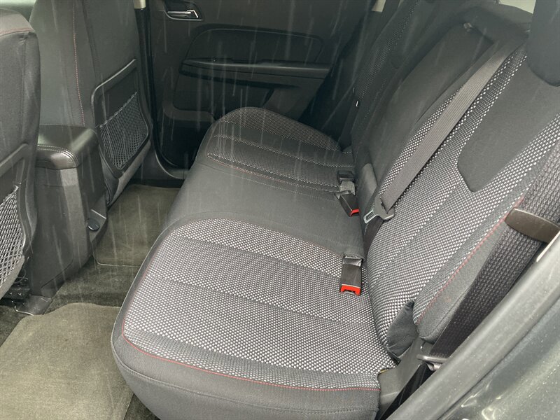 Used 2017 Chevrolet Equinox LT AWD/4WD image 10