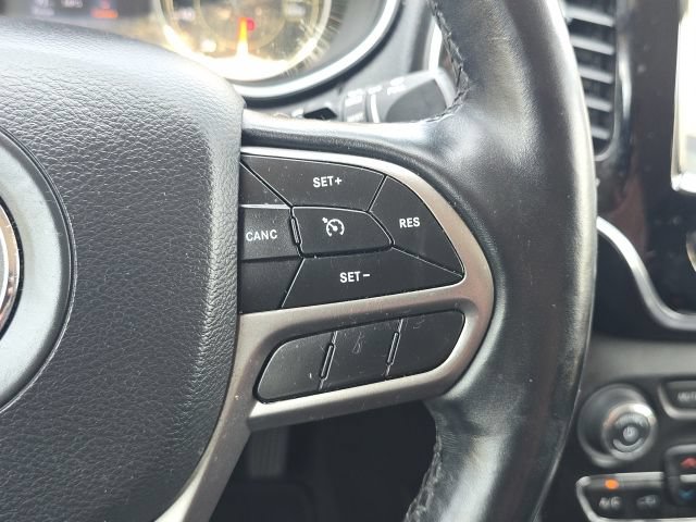 Used 2020 Jeep Cherokee Limited AWD/4WD image 41