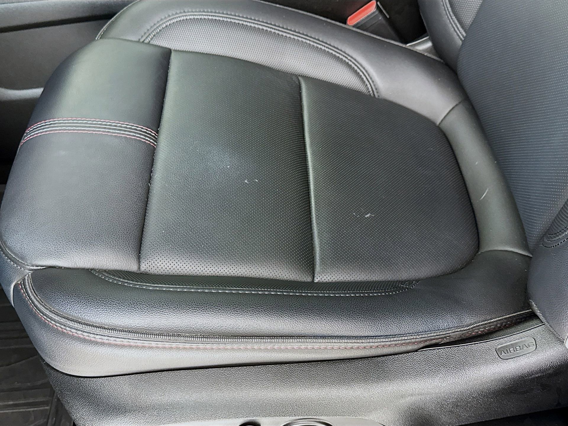Used 2023 Chevrolet Traverse RS w/ LPO, Floor Liner Package image 21