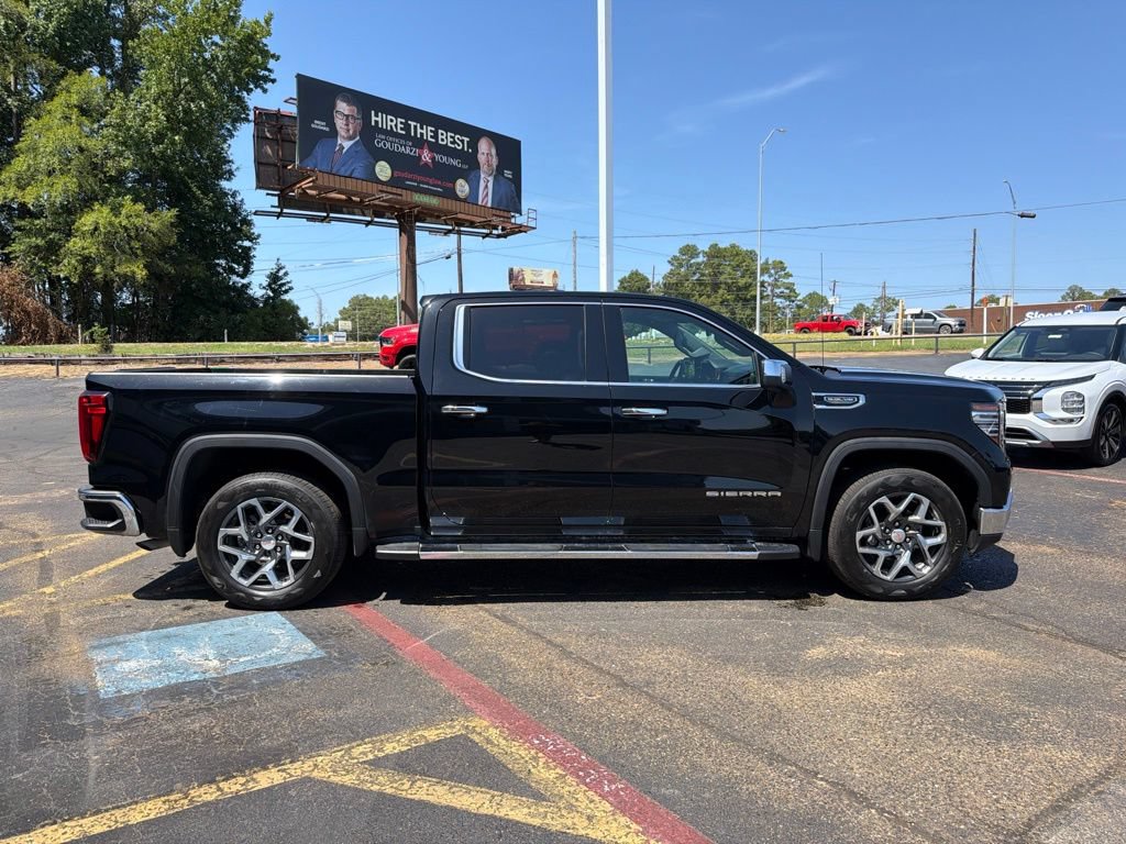 Used 2024 GMC Sierra 1500 SLT w/ SLT Premium Plus Package RWD image 5