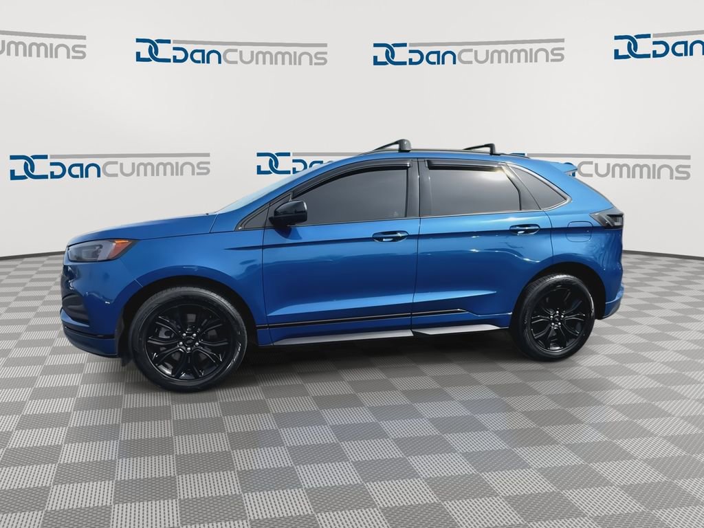 Used 2024 Ford Edge SE w/ Black Appearance Package image 5