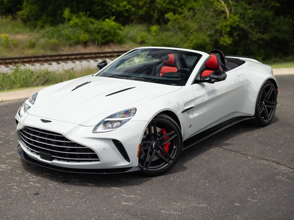 New 2026 Aston Martin V8 Vantage S RWD image 2