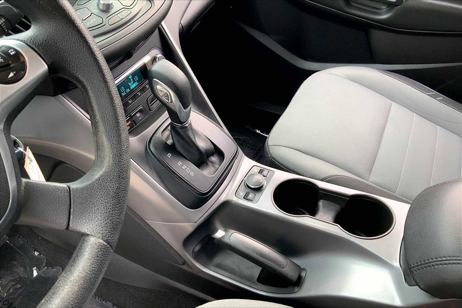 Used 2016 Ford Escape SE w/ Equipment Group 201A image 17