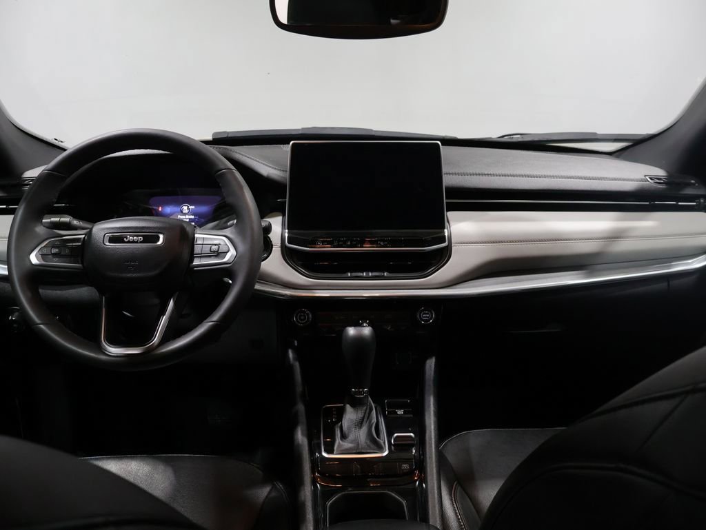 Used 2023 Jeep Compass Limited AWD/4WD image 16