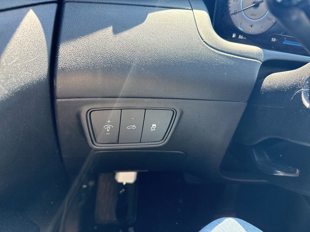 Used 2023 Hyundai Santa Cruz Night image 5