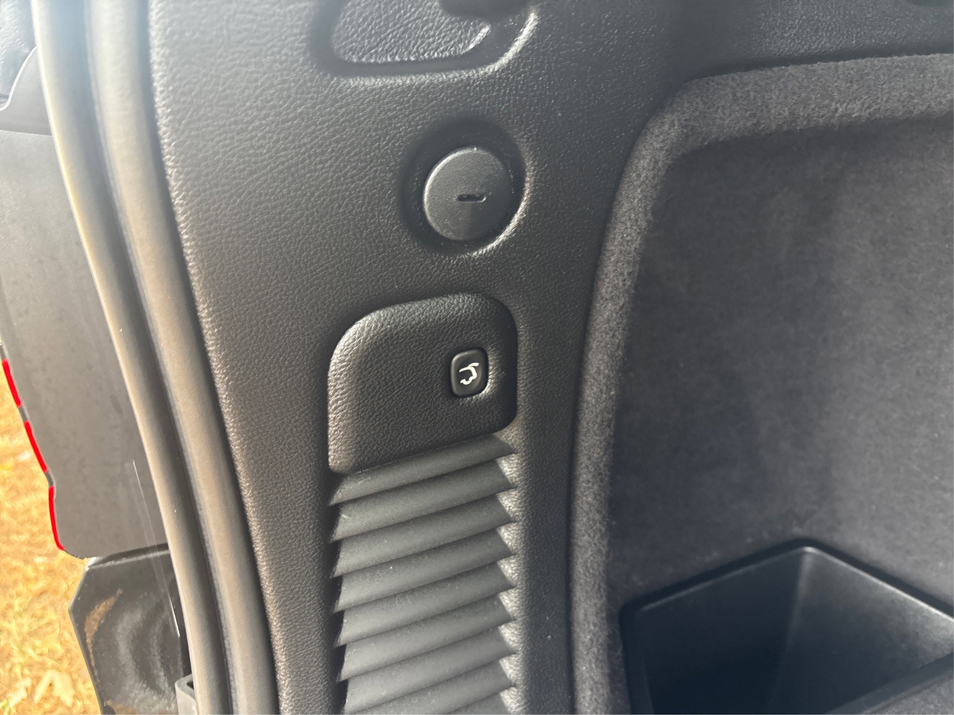 Used 2024 Dodge Durango GT image 22