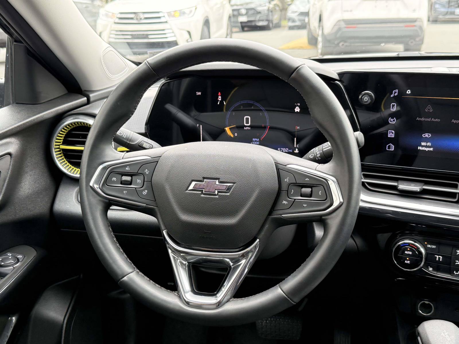 Certified 2026 Chevrolet Trax ACTIV w/ Sunroof Package FWD image 9