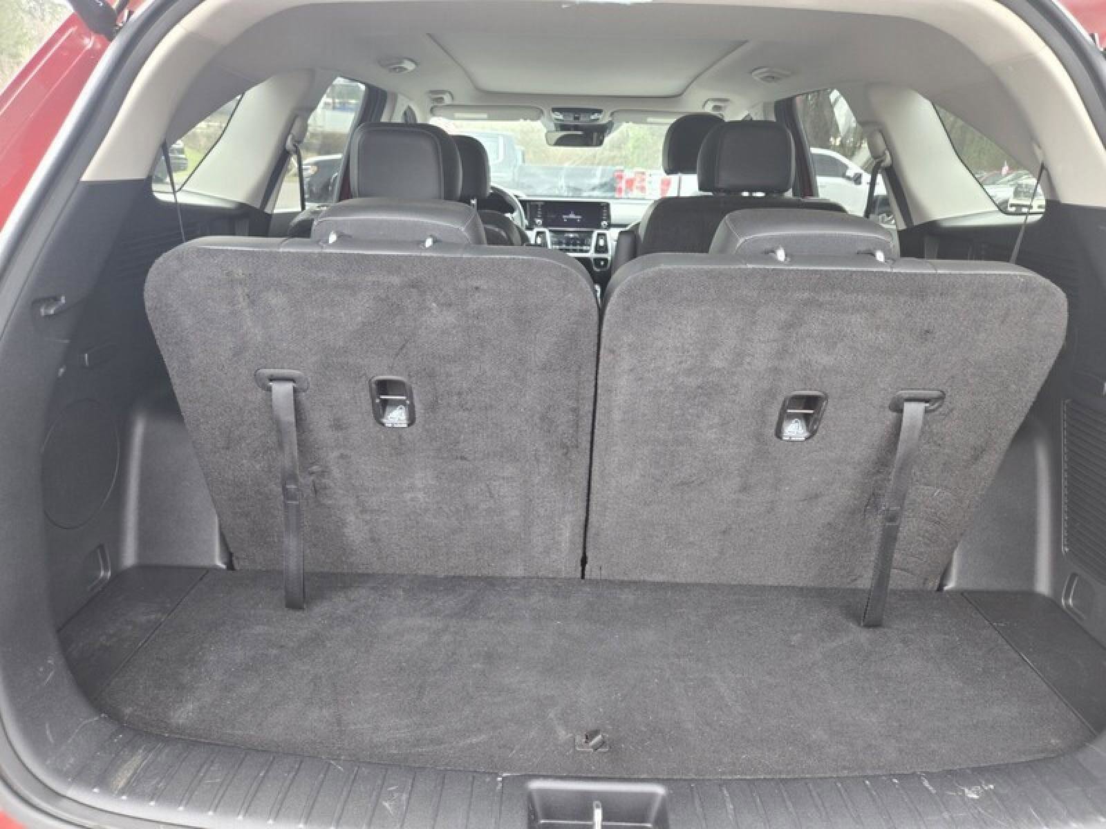 Used 2023 Kia Sorento SX image 7