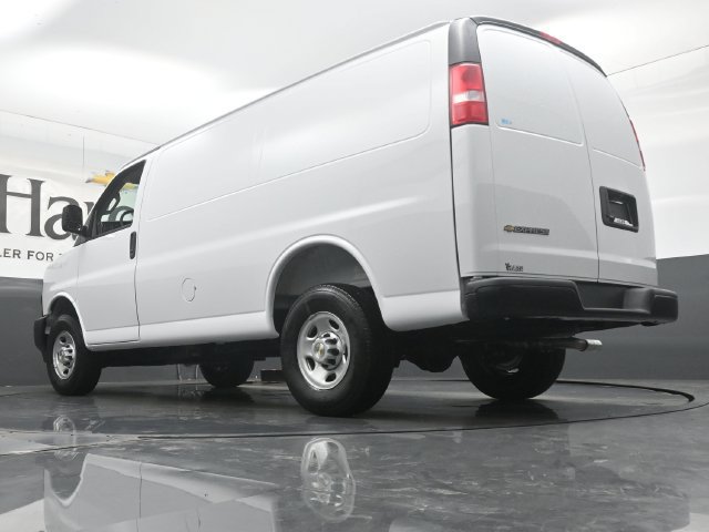 New 2027 Chevrolet Express 2500 w/ Driver Convenience Package RWD image 5