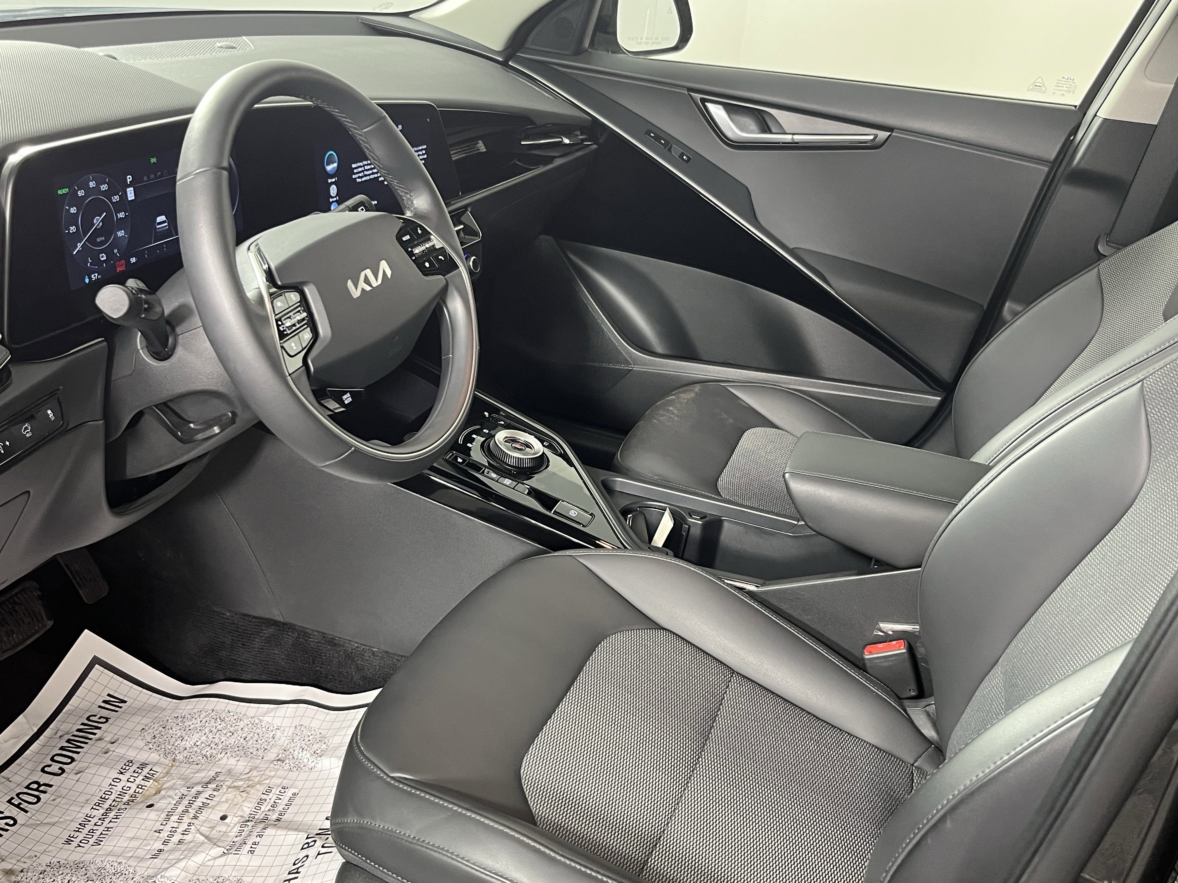 Used 2023 Kia Niro Wind w/ Wind Preserve Package FWD image 9