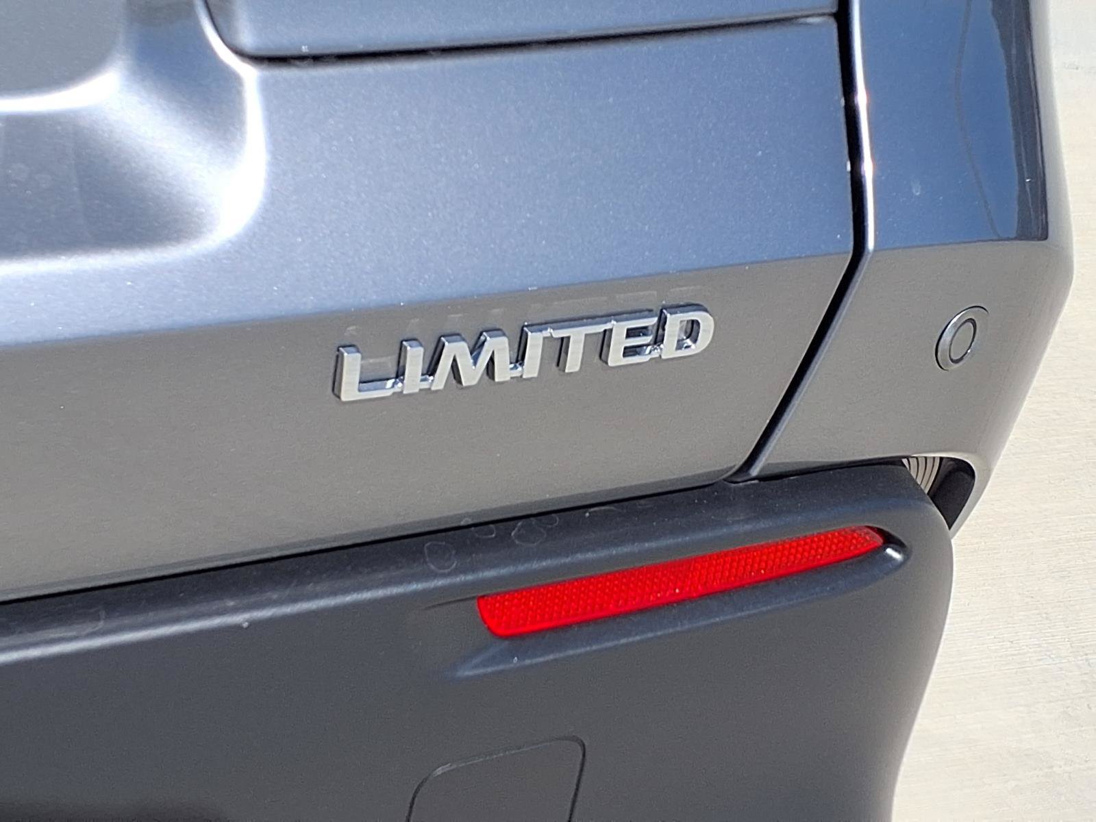 Used 2026 Toyota bZ FWD image 29