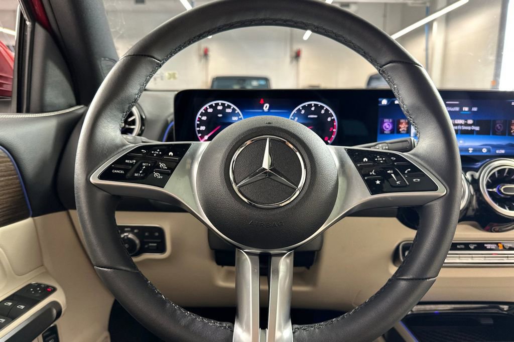 Certified 2026 Mercedes-Benz GLB 250 image 30