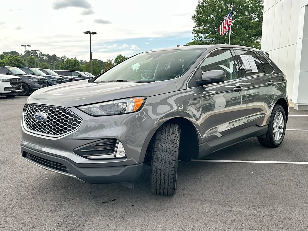 Used 2023 Ford Edge SEL w/ Convenience Package