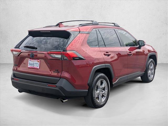 Used 2023 Toyota RAV4 LE AWD/4WD image 5