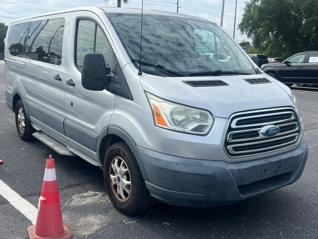 Used 2015 Ford Transit 150 XLT RWD image 1