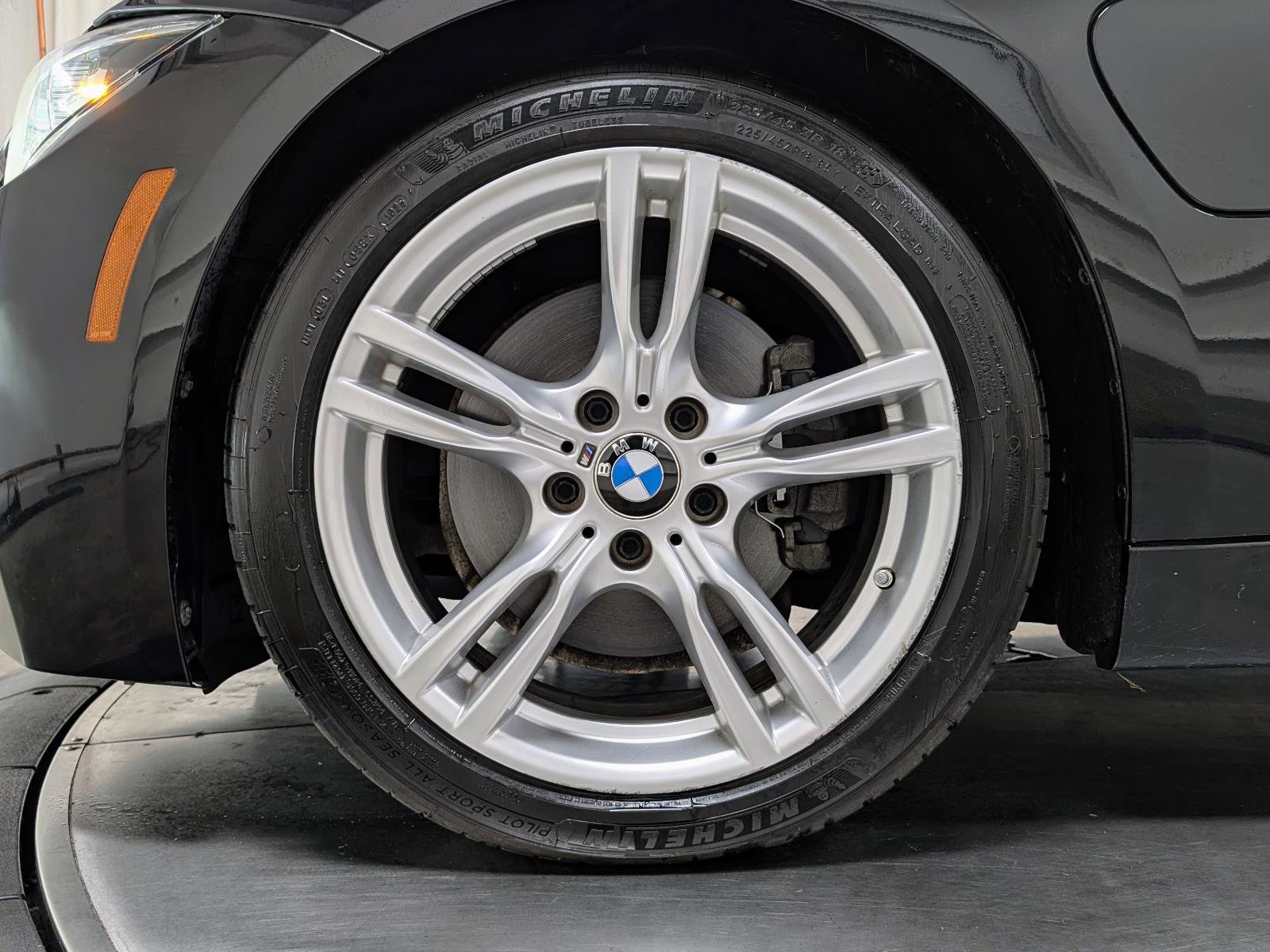 Used 2017 BMW 330e RWD image 11