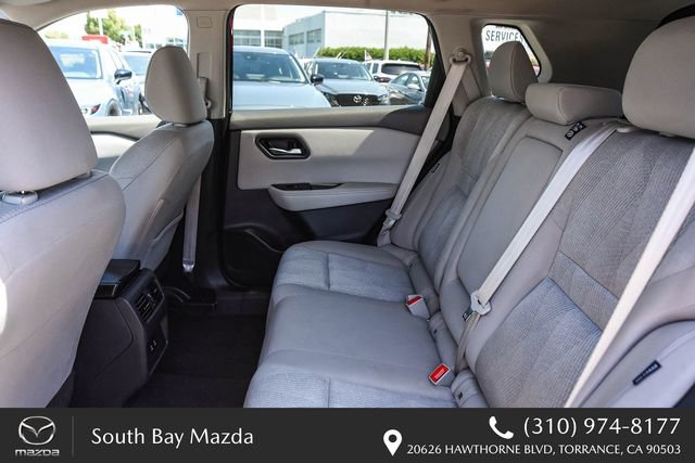 Used 2025 Nissan Rogue SV FWD image 18