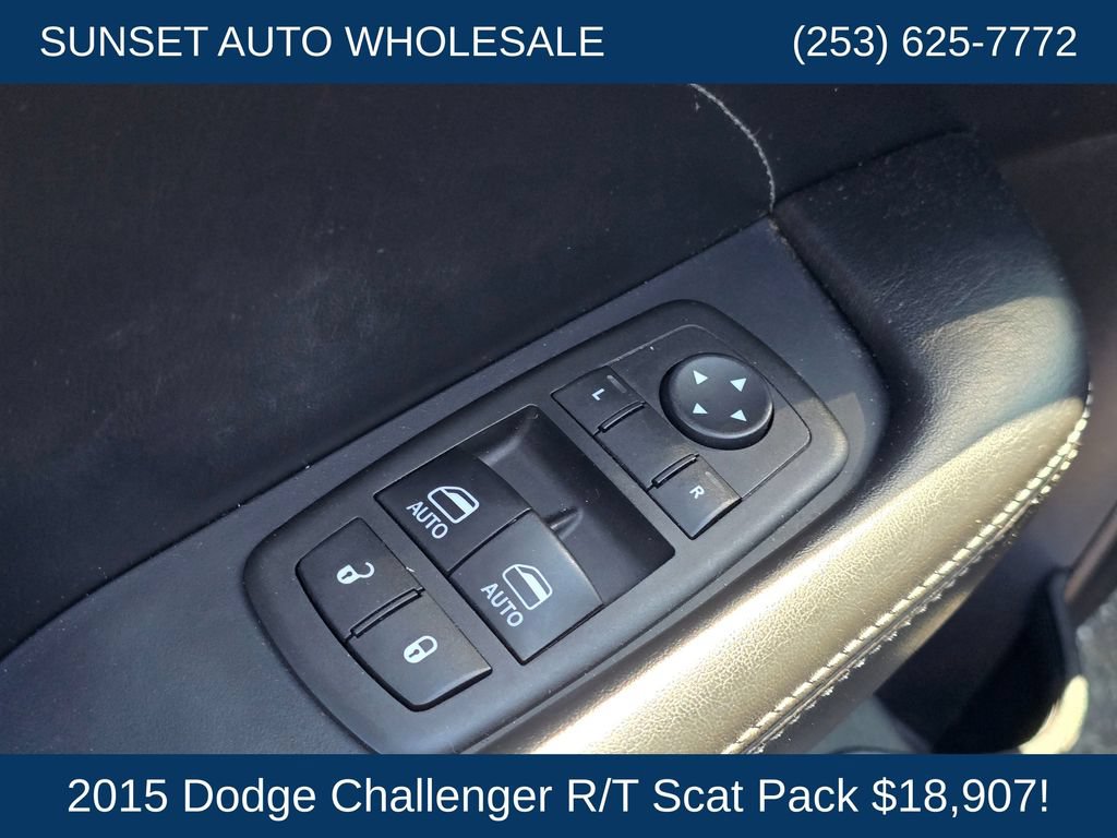 Used 2015 Dodge Challenger R/T Scat Pack w/ Leather Interior Group RWD image 27