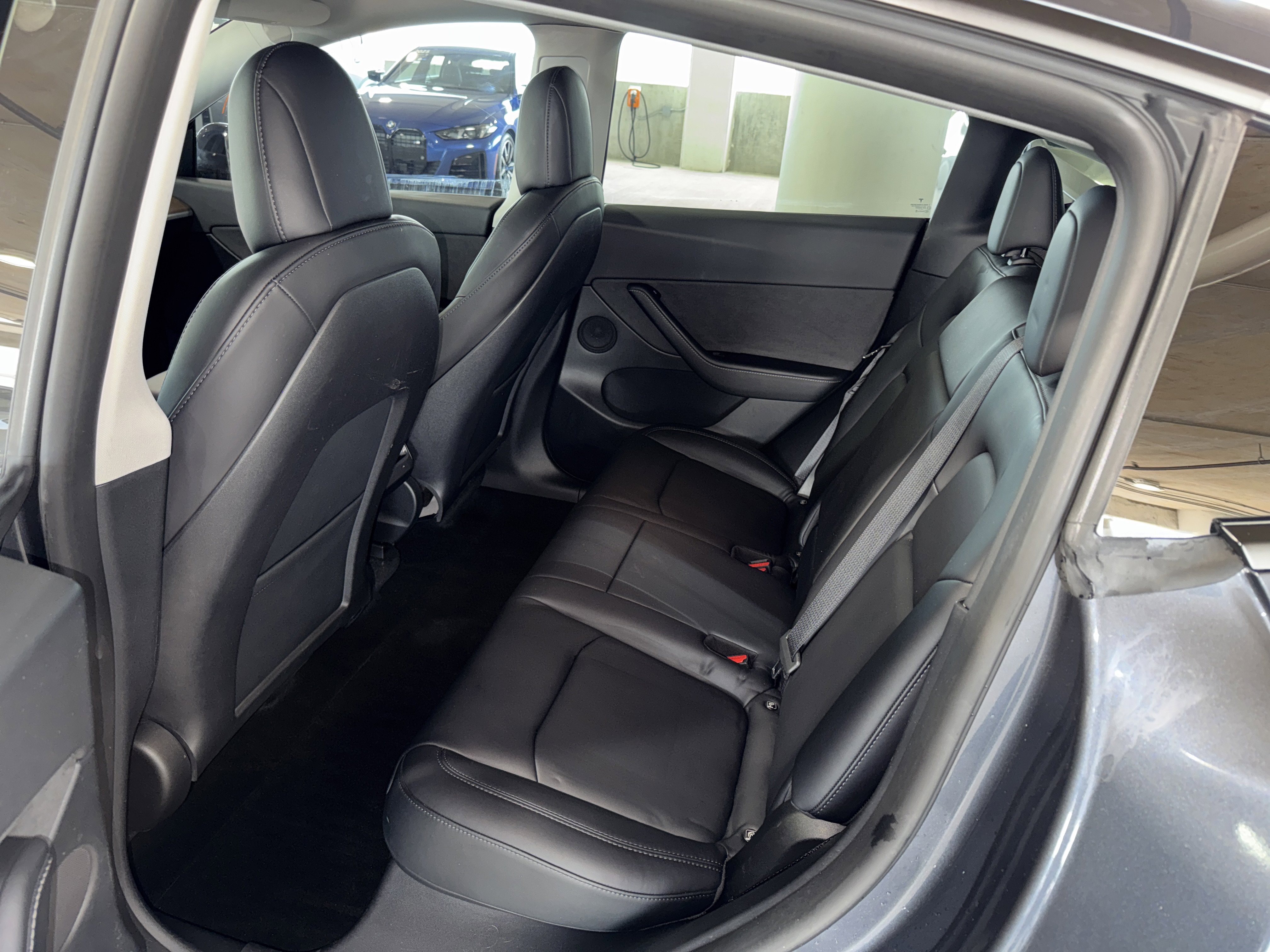 Used 2022 Tesla Model Y Long Range image 15