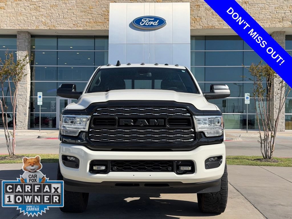 Used 2022 RAM 2500 Limited w/ Towing Technology Group AWD/4WD image 2