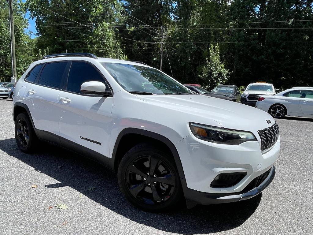 Used 2020 Jeep Cherokee Latitude Plus image 13