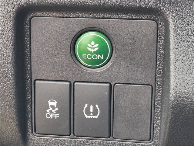 Used 2021 Honda HR-V LX image 14