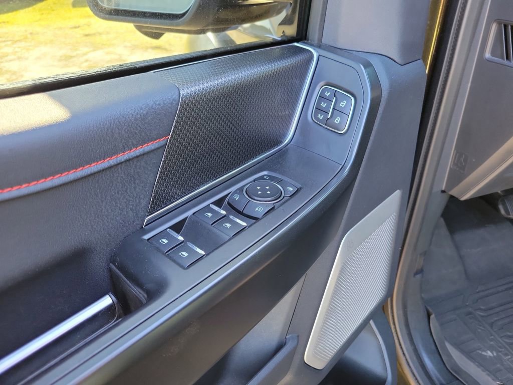 Used 2024 Ford F150 Raptor image 11