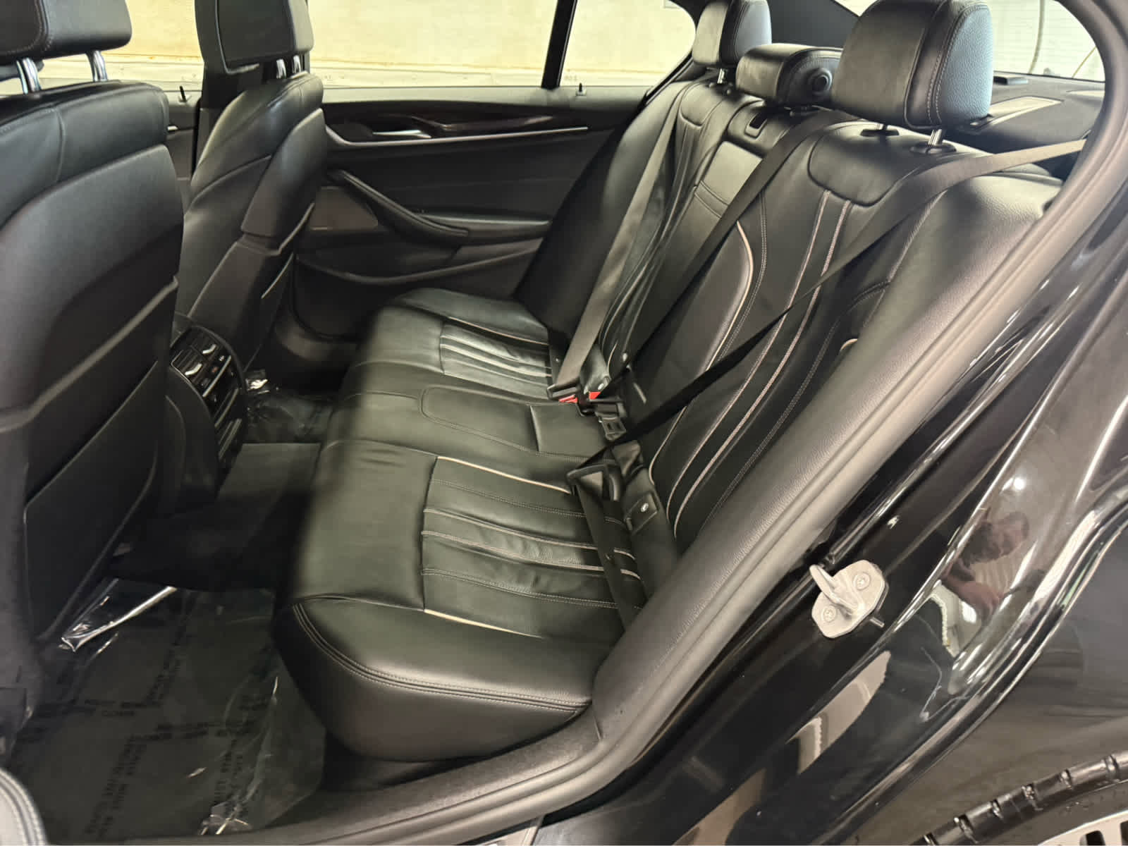 Used 2018 BMW M550i xDrive image 19