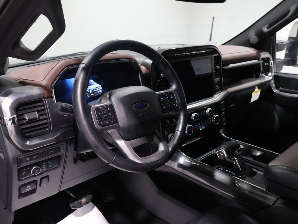 Used 2022 Ford F150 Lariat w/ Equipment Group 502A High image 16