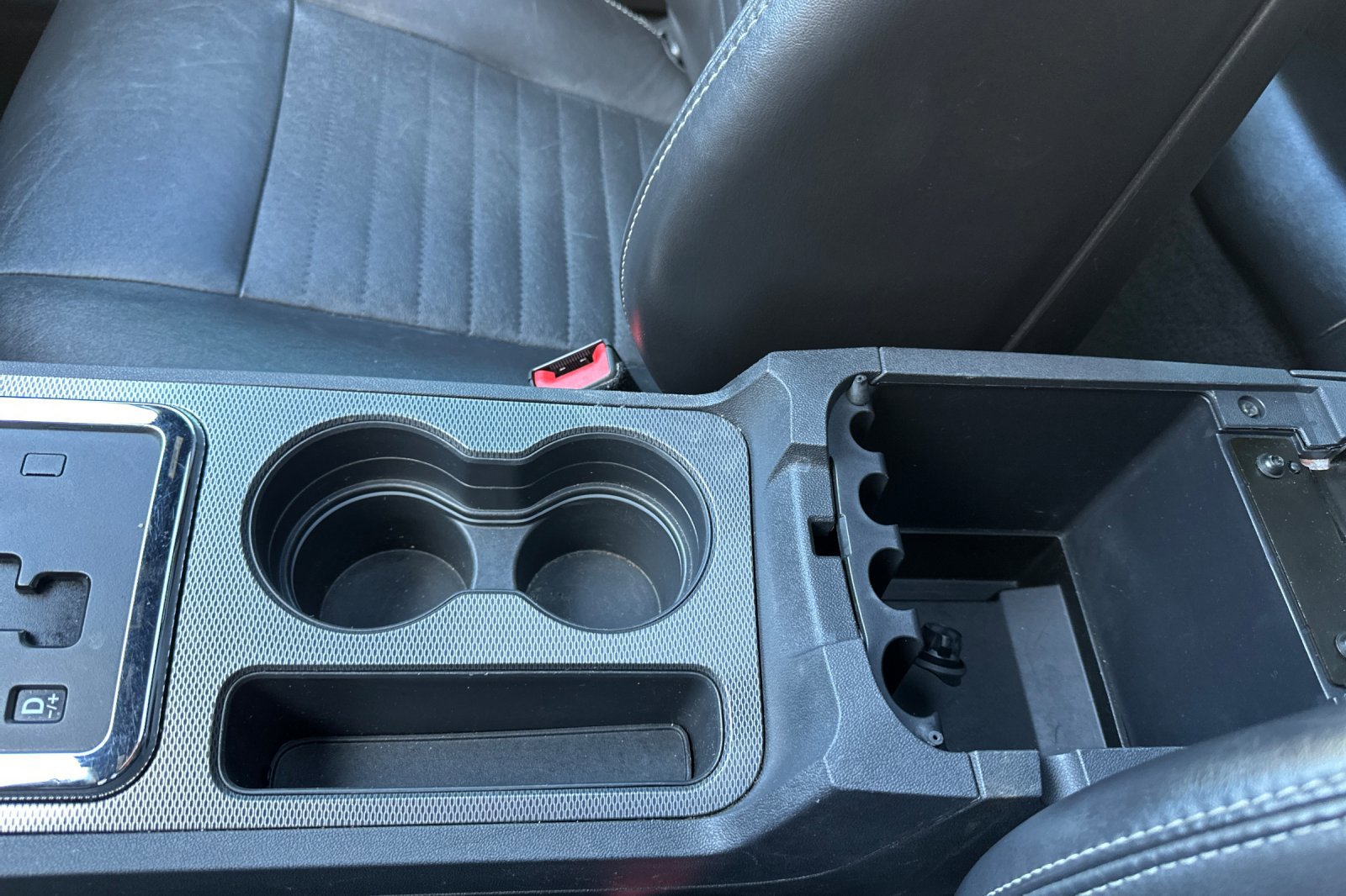 Used 2012 Dodge Challenger R/T image 29