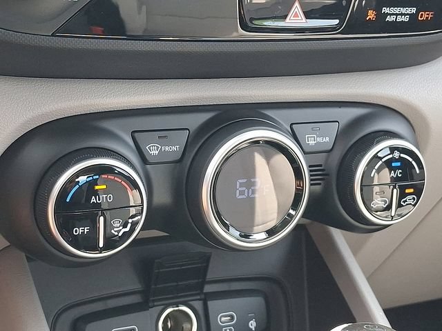 New 2026 Hyundai Venue FWD image 16