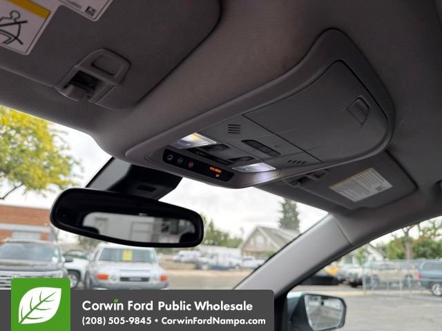 Used 2019 Chevrolet Equinox Premier AWD/4WD image 19