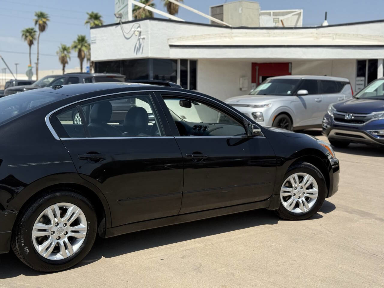 Used 2012 Nissan Altima 2.5 SL w/ Convenience Pkg image 3