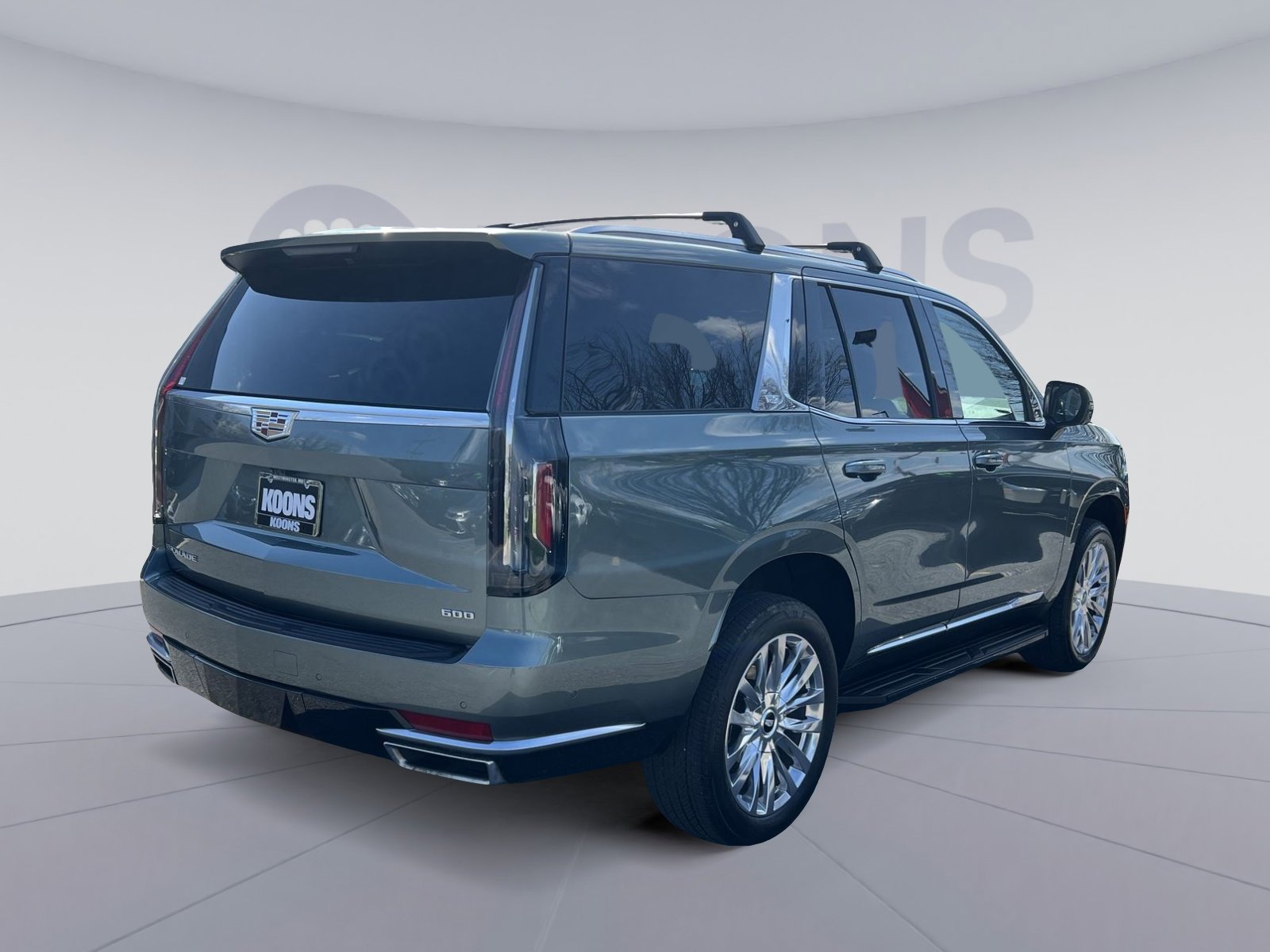 Used 2024 Cadillac Escalade Premium Luxury image 7