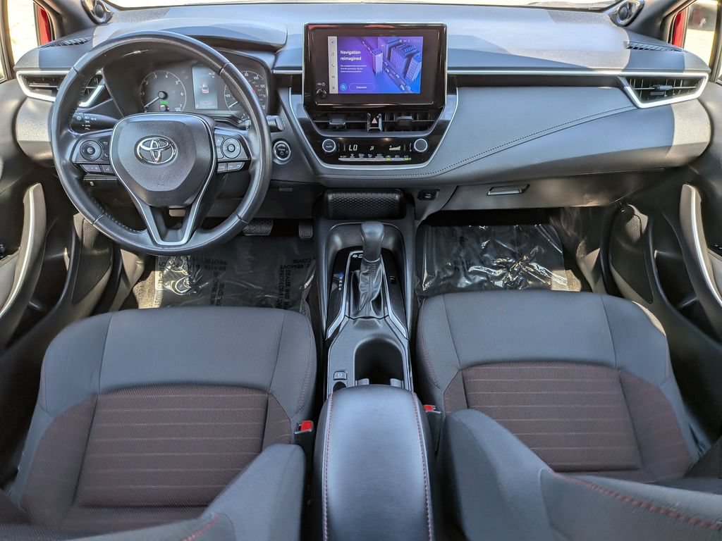 Used 2023 Toyota Corolla SE w/ SE Package FWD image 5