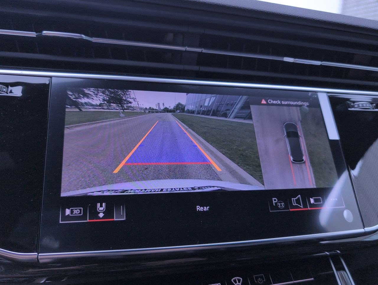 New 2025 Audi Q7 3.0T Prestige image 5