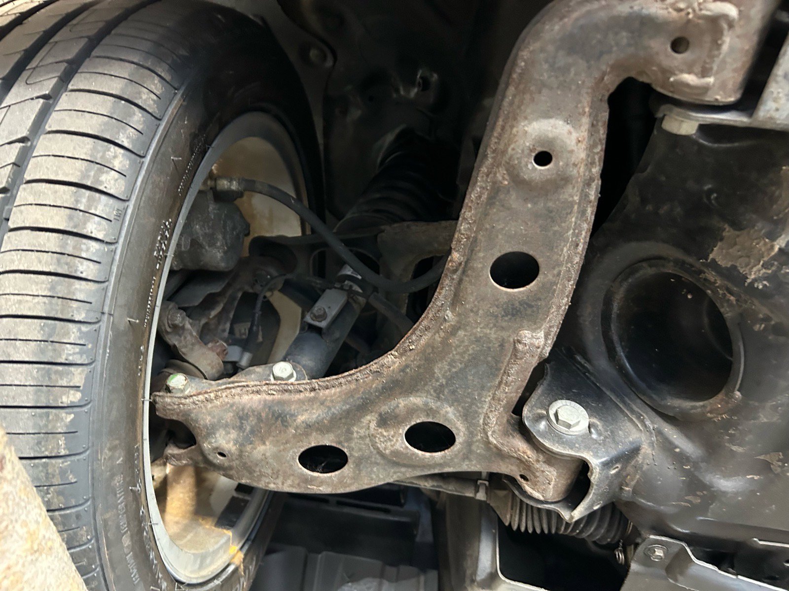 Used 2004 MAZDA MX-5 Miata LS RWD image 34