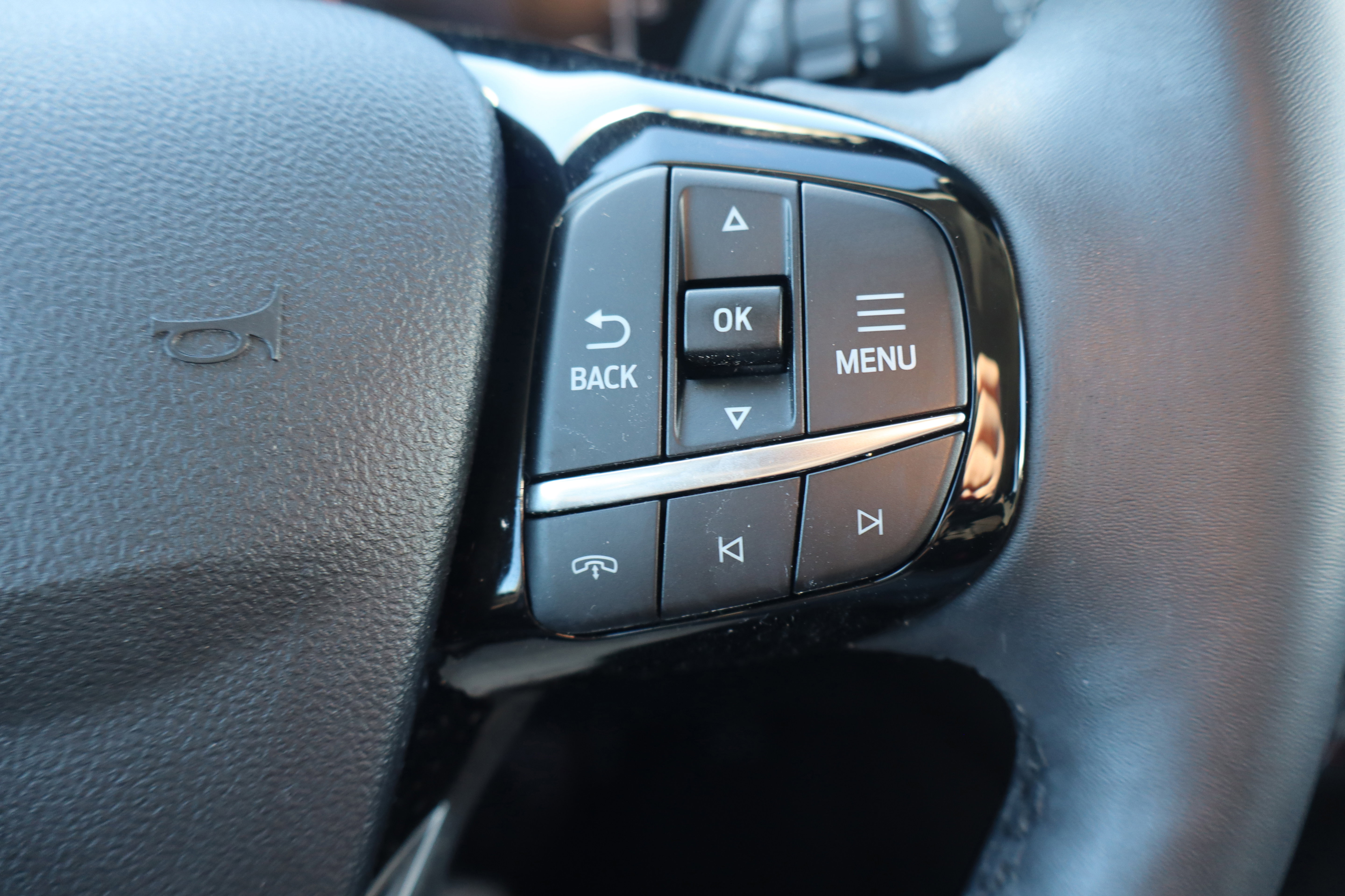 Used 2023 Ford Escape Active image 17