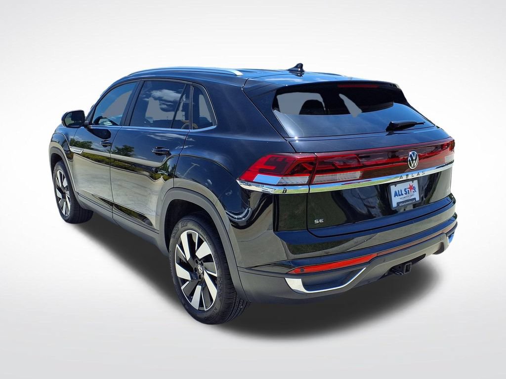 Used 2025 Volkswagen Atlas Cross Sport SE FWD image 5