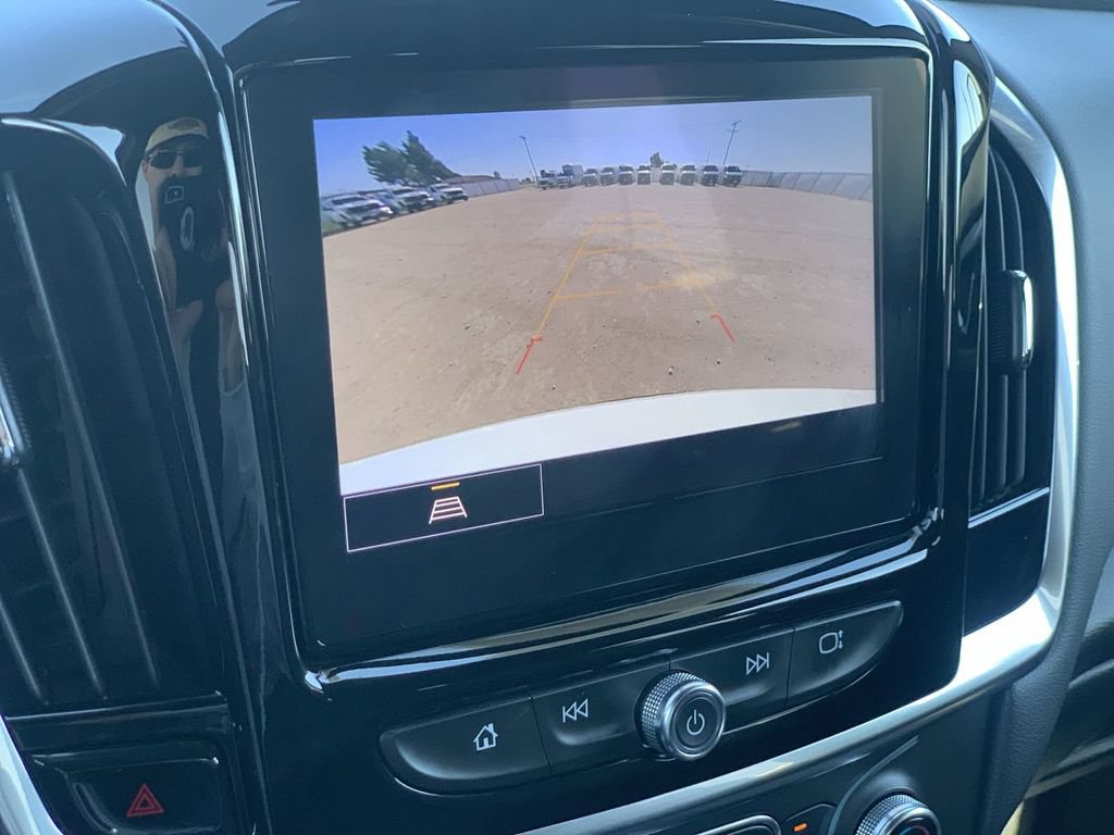 Certified 2023 Chevrolet Traverse LT FWD image 13
