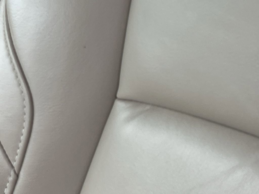 Certified 2024 Cadillac XT4 Premium Luxury image 38