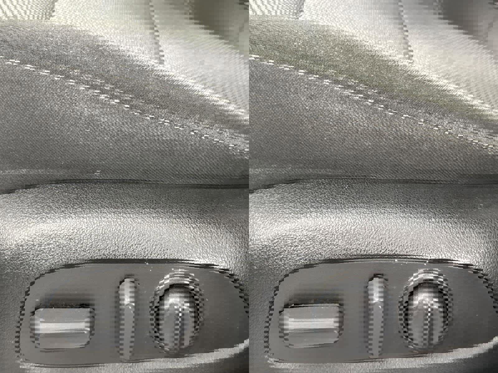 Used 2023 Chevrolet Traverse LT w/ Midnight/Sport Edition image 13