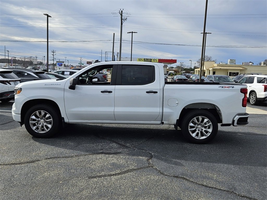 Used 2024 Chevrolet Silverado 1500 Custom image 4